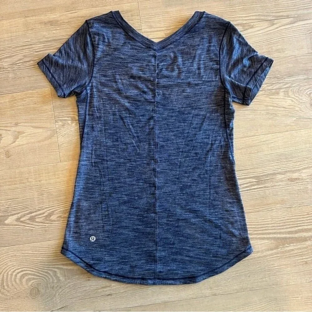 Lululemon womens Intensi-Tee sz 2 Heathered Navy grey Short Sleeve Top athletic - Picture 1 of 8